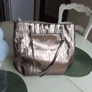Michael Kors Shiny Silver Pocketbook